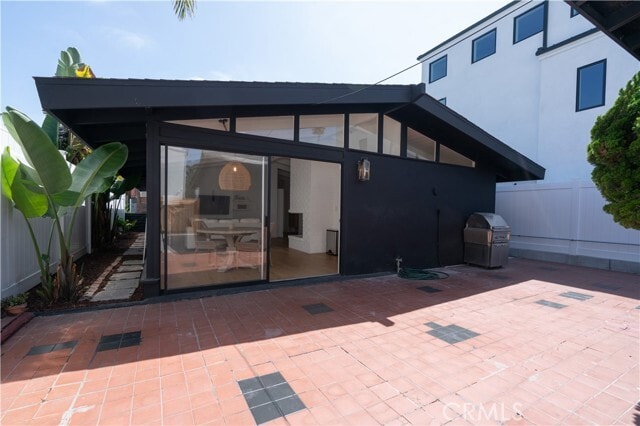 Primary Photo - 1738 Miramar Dr