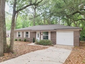 Building Photo - 5680 Doonesbury Way