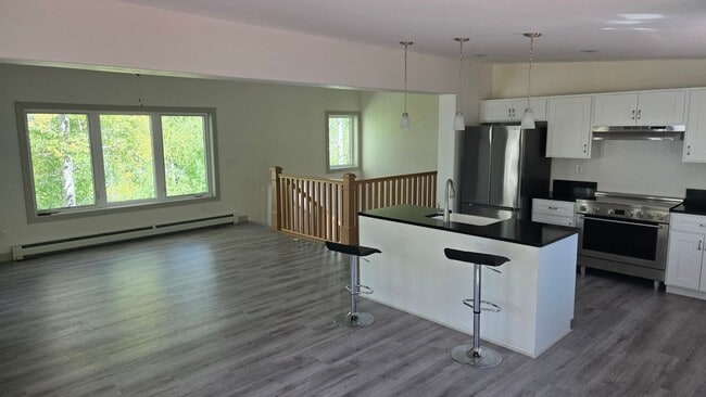 Building Photo - 630 Temple Trail