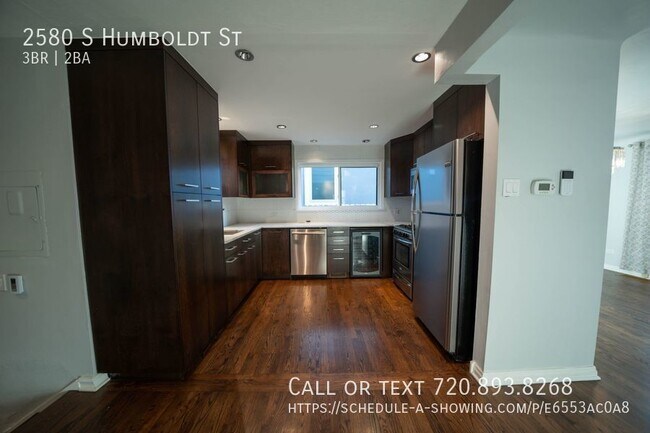 Building Photo - Charming 3BR/2BA Home in Vibrant Denver - ...