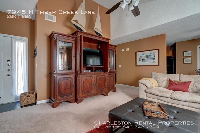 Foto del edificio - 7945 H Timber Creek Ln