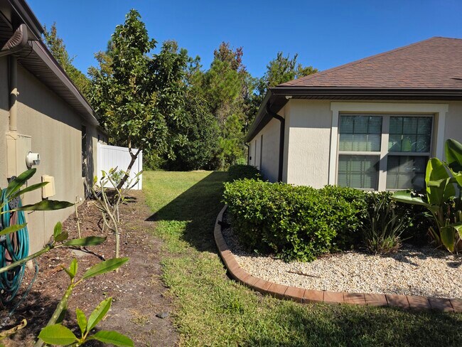 Foto del edificio - 108 San Mardeen Ct