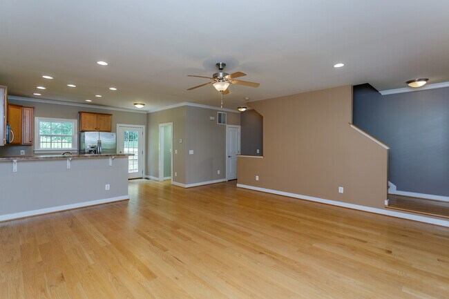 Foto del edificio - 154 Brookwood Dr