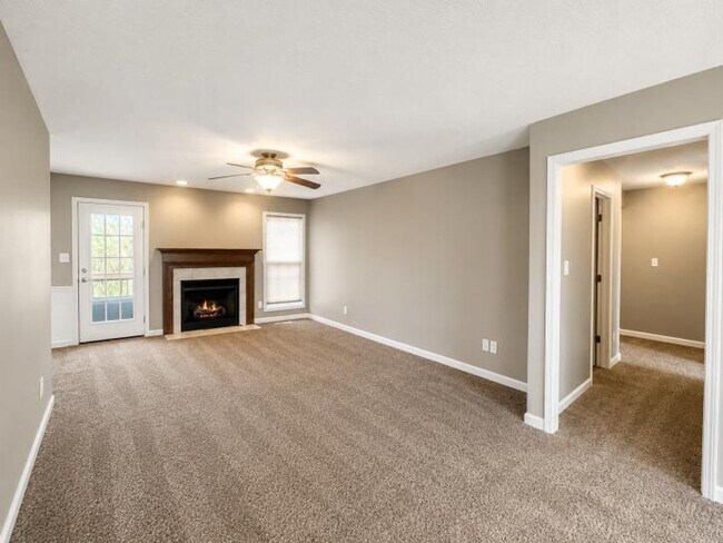 Building Photo - 1423 Addison Dr