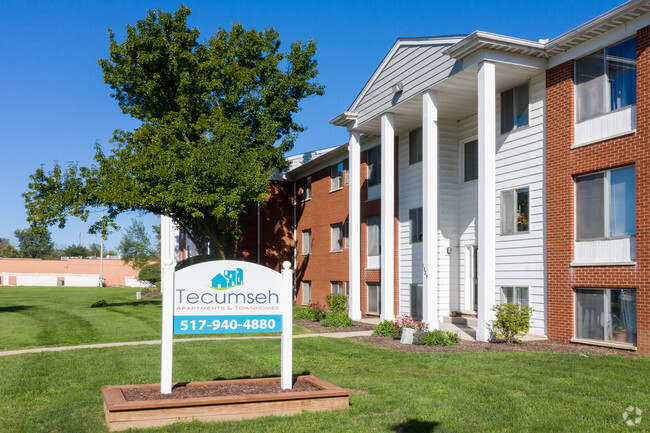 Foto del edificio - Tecumseh Apartments & Townhomes