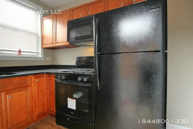Building Photo - Wonderful 2 Bedroom House in Juniata Park