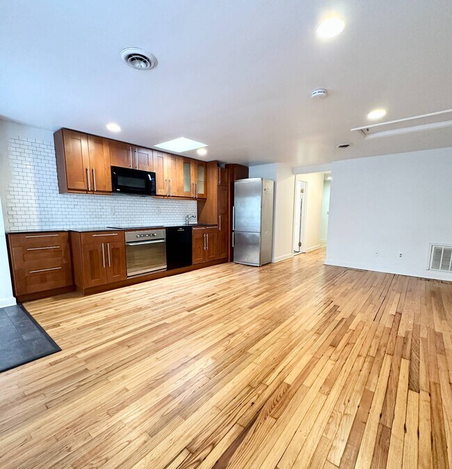 Foto del edificio - 229 Elm St