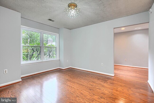 Foto del edificio - 3 Pipe Hill Ct