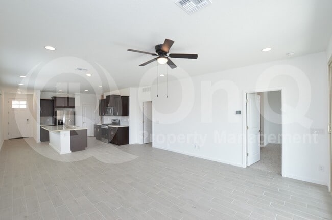 Building Photo - 2679 E Tolosa Dr