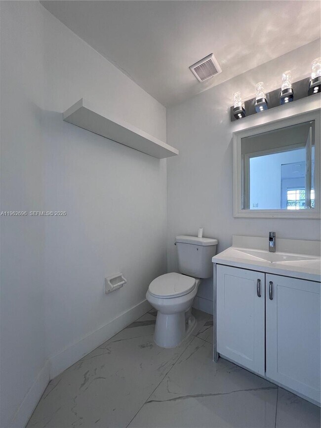 Foto del edificio - 109 Gables Blvd