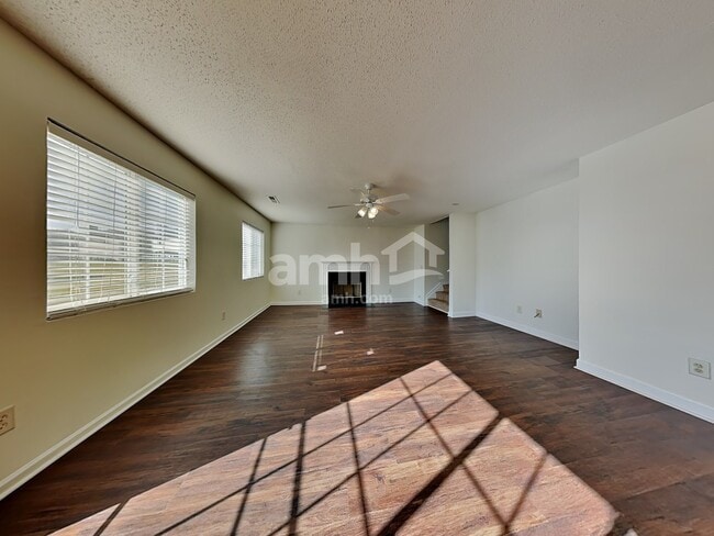 Building Photo - 1066 Bridgend Drive