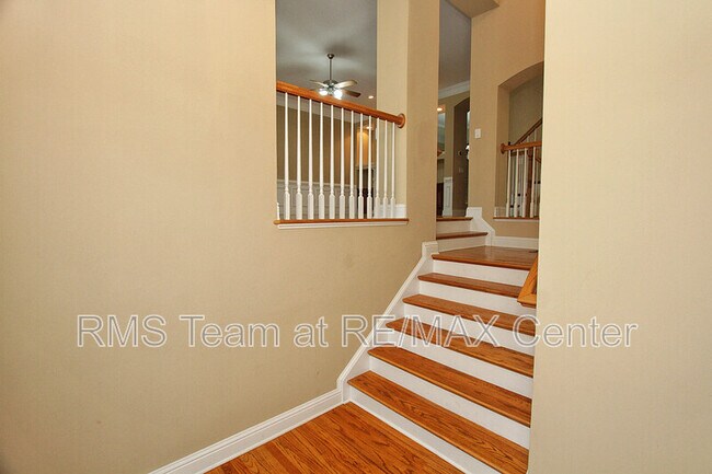 Foto del edificio - 3029 Woodwalk Dr