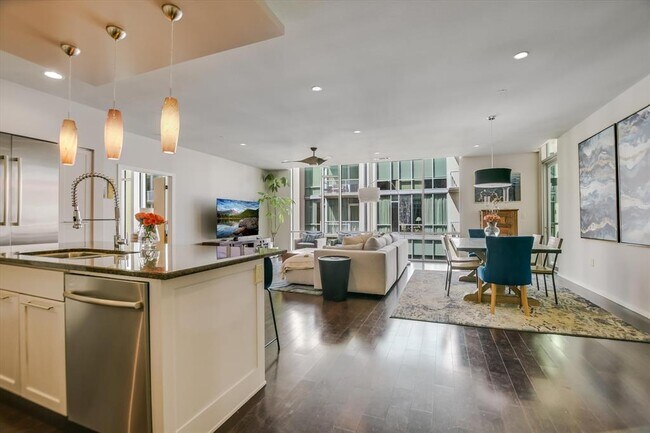 Foto del edificio - 1600 Barton Springs Rd