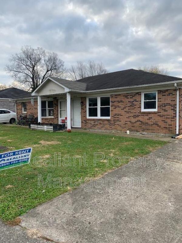 233 Green St, Nicholasville, KY 40356 House Rental in Nicholasville