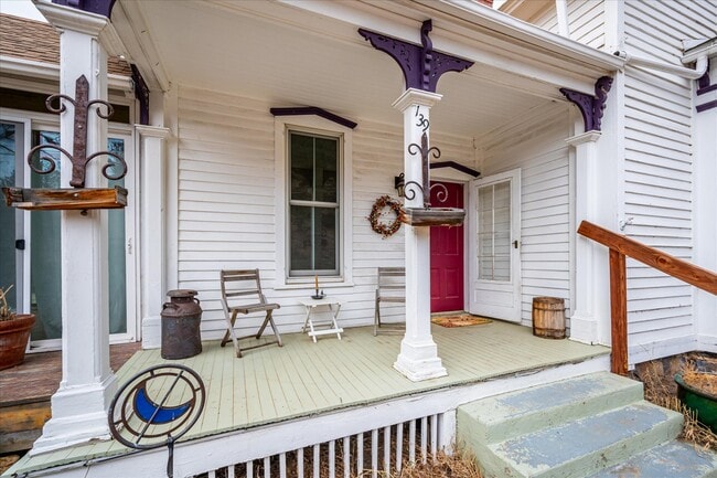 Building Photo - 139 Virginia Canyon Rd