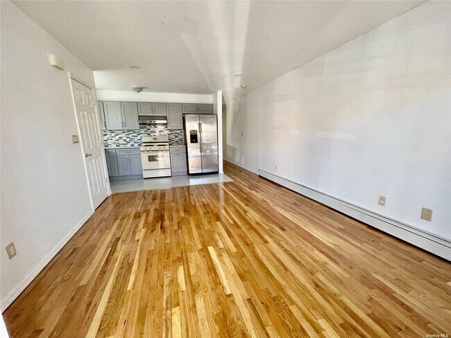 Building Photo - 11-28-28 128th St