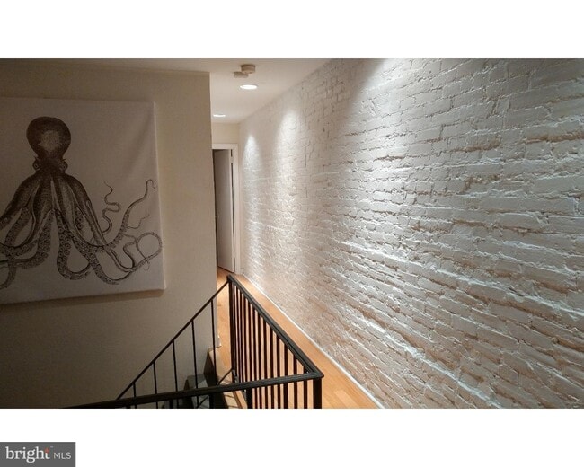 Building Photo - 716 N 23rd St