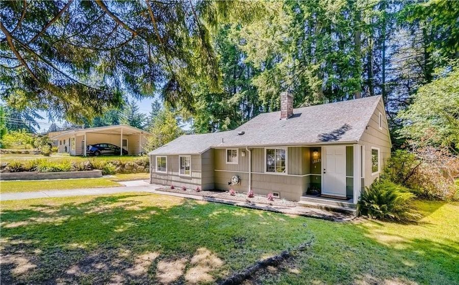 Primary Photo - 18023 Sunnyside Ave N