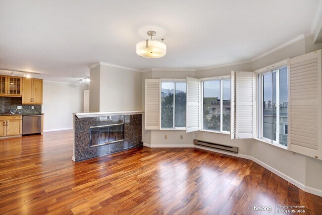 Building Photo - 725 Fell St