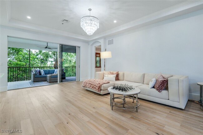 Building Photo - 12858 Carrington Cir