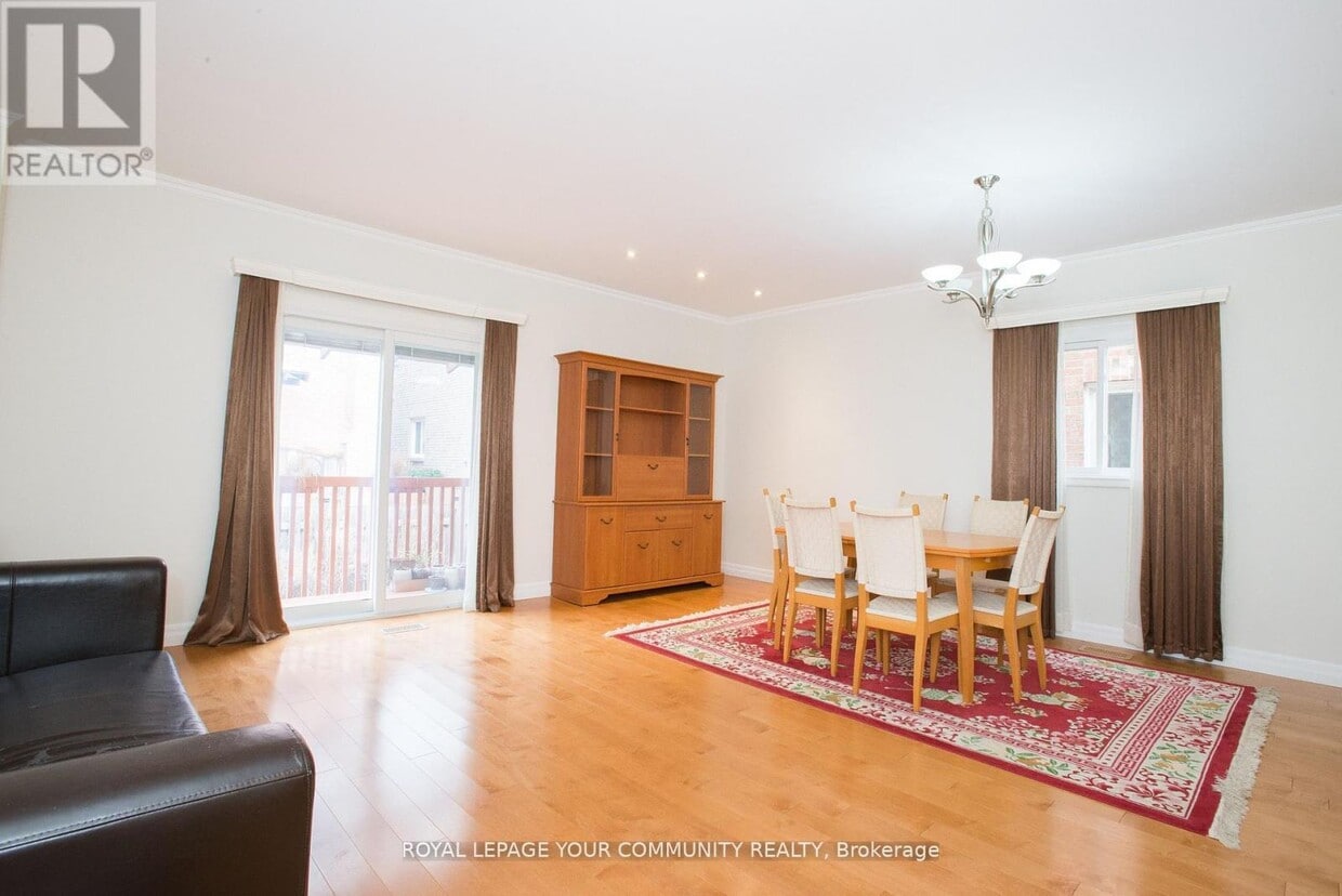 Photo principale - 90 Carnival Ct