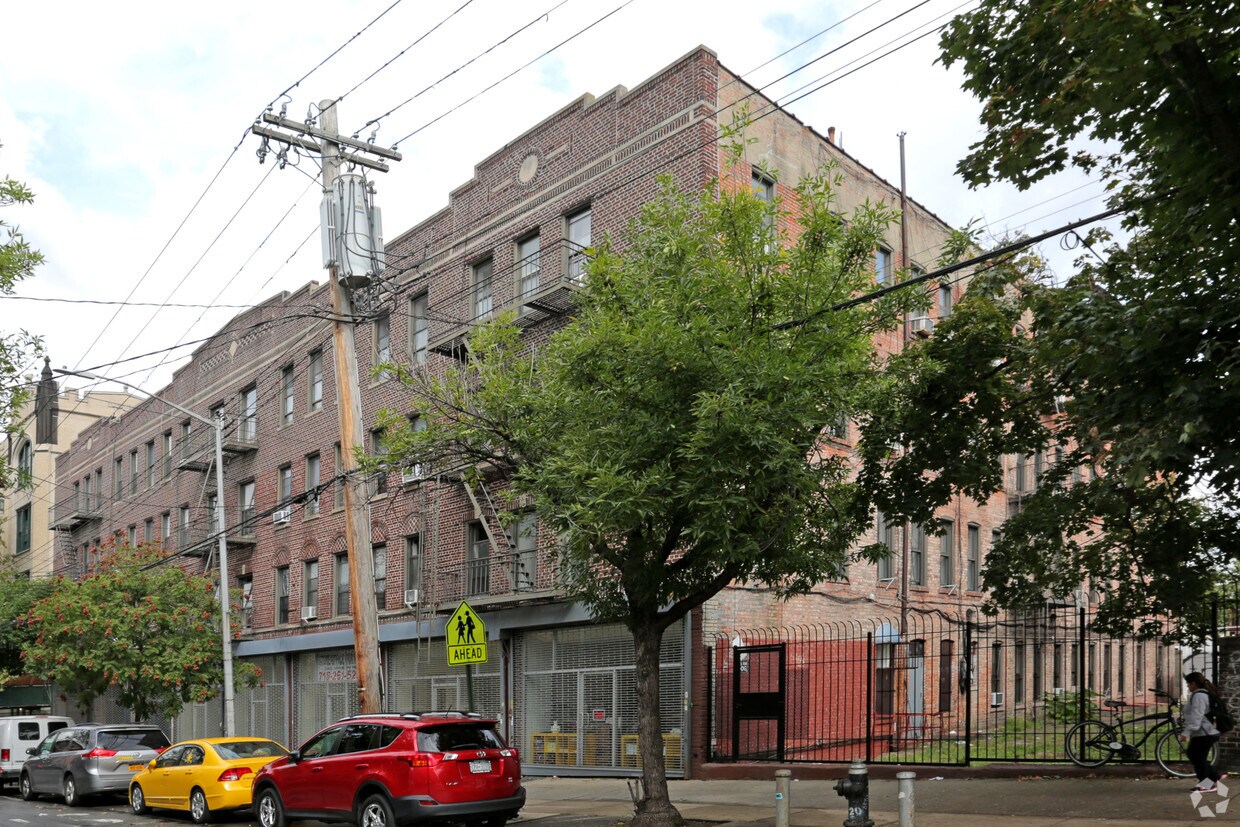 Building Photo - 93 St Nicholas Ave