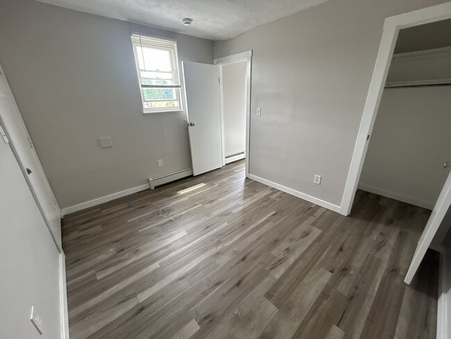 Building Photo - 3543 Harvey Ave