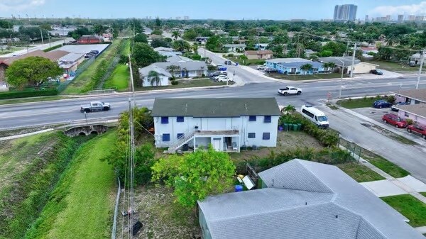 Foto del edificio - 541 Blue Heron Blvd