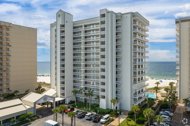 Pelican Pointe Condominiums