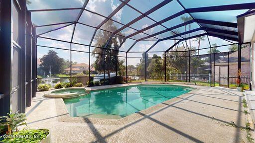 Foto principal - 1334 Charter Ct