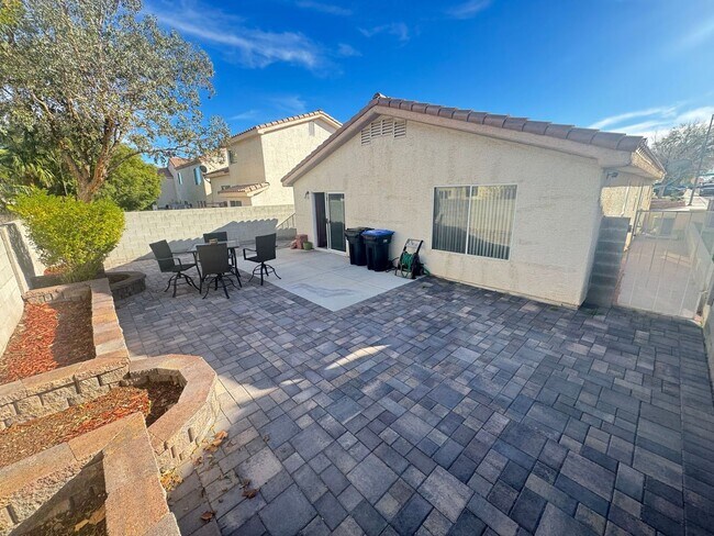 Building Photo - Bright & Spacious Single-Story 2-Bedroom Home in 89131