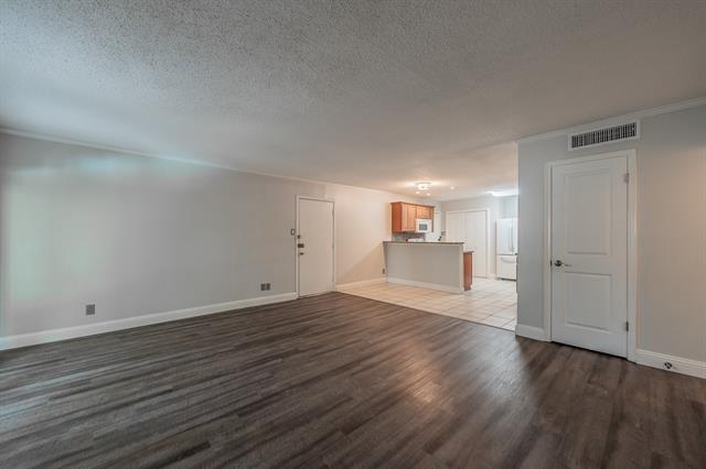 Foto del edificio - 7706 Meadow Rd