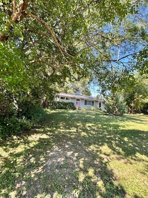 Foto principal - 2300 Highmoor Rd