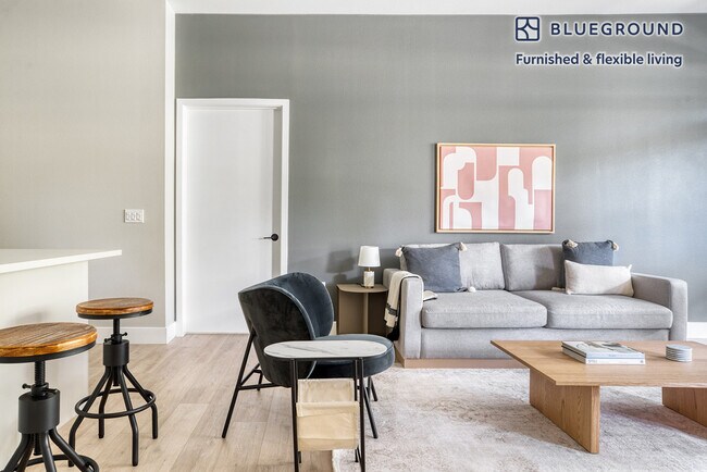 Foto del edificio - 555 E Evelyn Ave