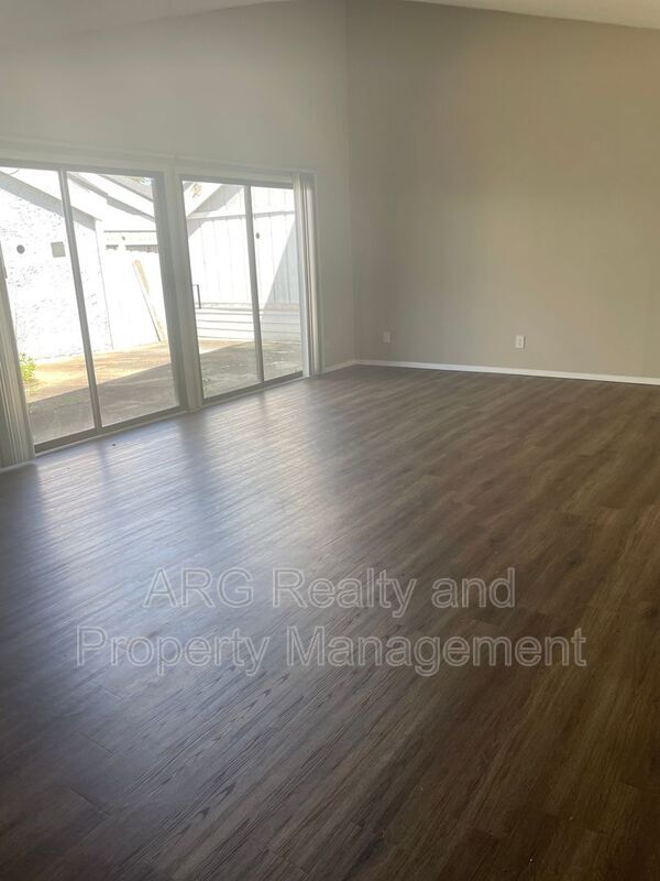 Foto principal - 1400 Flat Shoals Rd