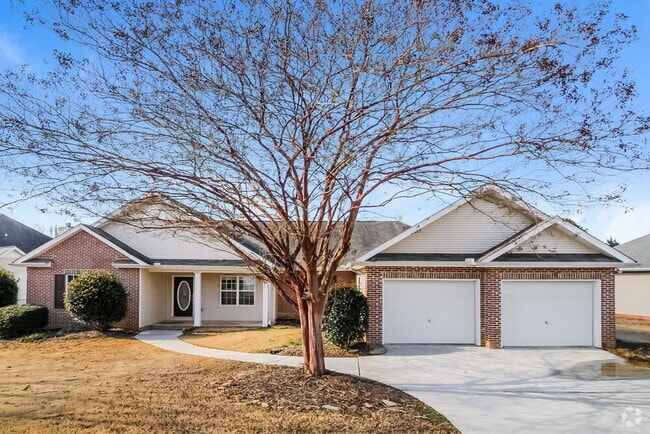 Building Photo - 1027 E Bay Springs Dr