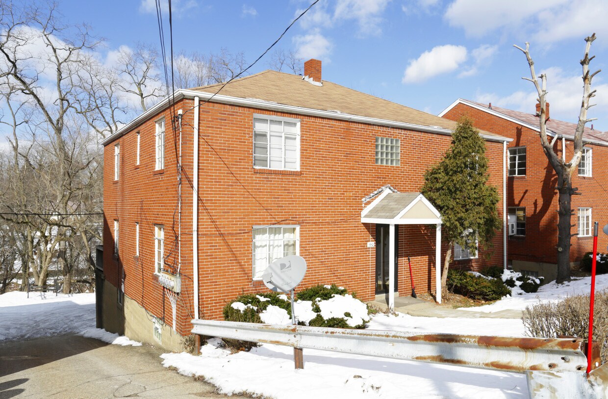 Primary Photo - 196 Spring Ave