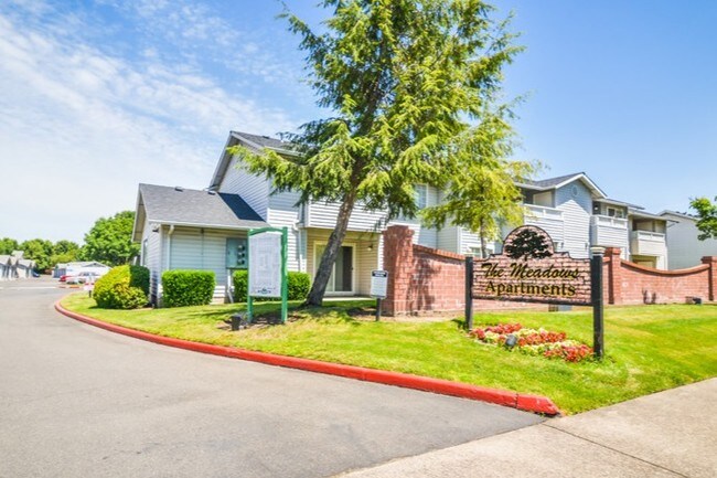 Foto del edificio - Meadows Apartments