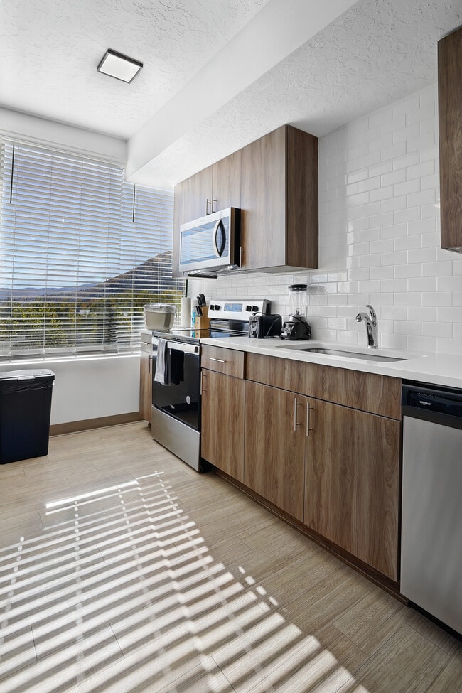 Kitchen with a view - Slopeside Village Apartments and Townhomes
