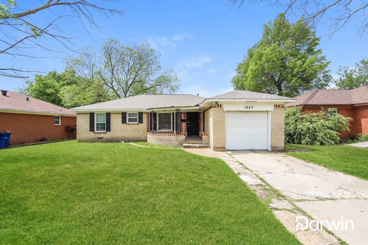 Primary Photo - 1823 Houghton Road, Dallas, TX 75217