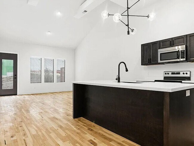 Building Photo - Lot 148