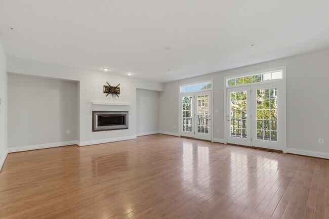 Foto del edificio - 15816 Swanscombe Lp