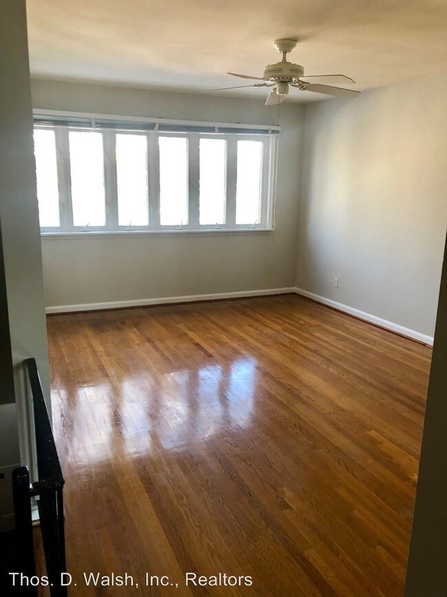 Foto del edificio - 218 10th St NE