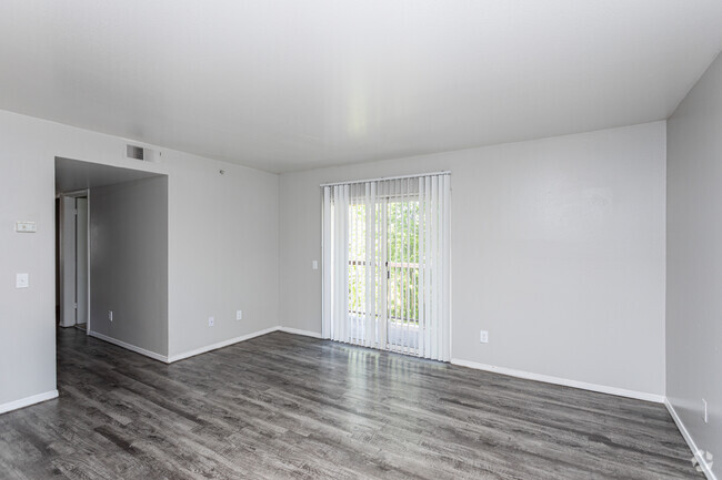 3BR, 2BA - 998SF - Living Room - Mountain Shadows