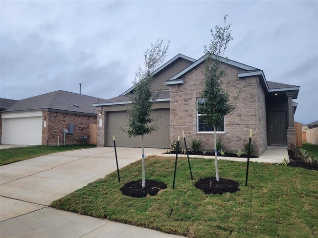 Building Photo - 623 Waterway Ave