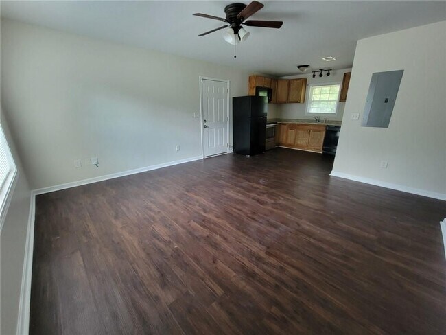 Foto del edificio - 9167 Bent Pine Ct NE