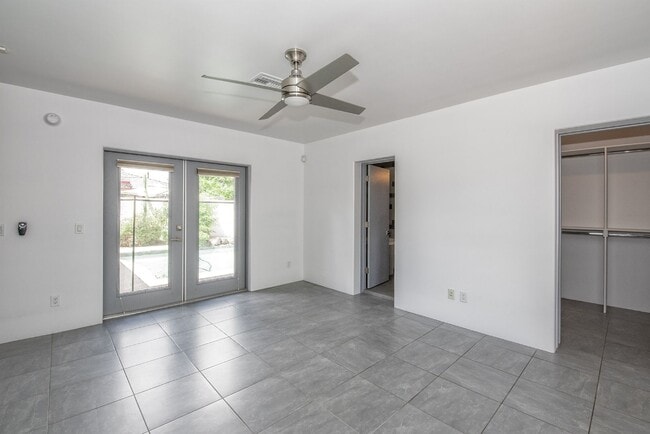 Building Photo - 1640 W Clarendon Ave, Phoenix, AZ 85015