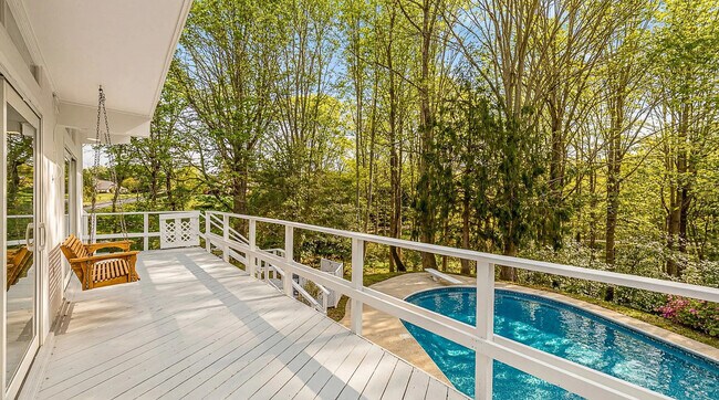 Foto del edificio - 10903 Beach Mill Rd