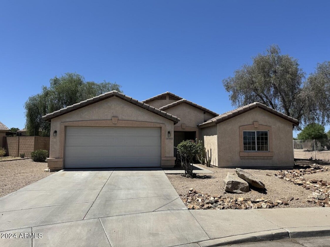 Primary Photo - 12502 W Charter Oak Rd