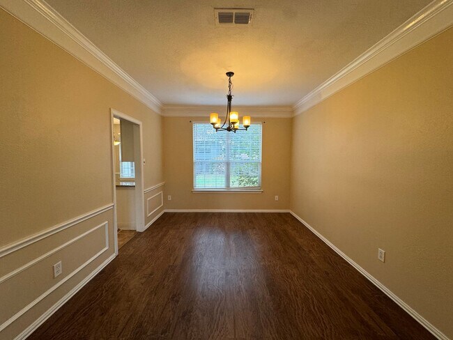 Foto del edificio - 5420 Cold Springs Dr